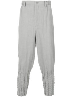 брюки с присборенными щиколотками Issey Miyake Men