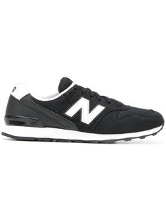кроссовки на шнуровке New Balance