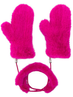 fur mittens with chain link Liska