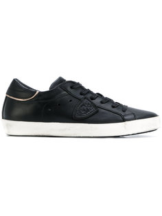 lateral patch lace-up sneakers Philippe Model