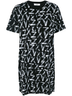 oversized T-shirt Versus