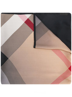 шарф в клетку Burberry