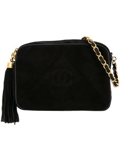 стеганая сумка на плечо с логотипом и бахромой Chanel Vintage