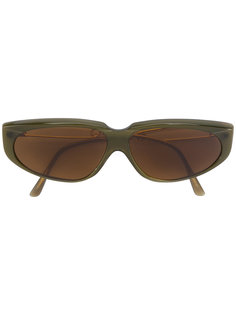 slim winged oval sunglasses Moschino Vintage