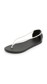 Ipanema Philippe Starck Thing N Sandals