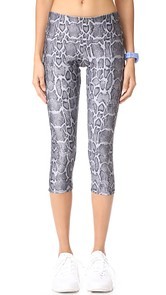 Onzie Chamber Capri Leggings