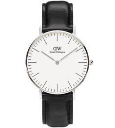 Кварцевые часы с черным кожаным ремешком Daniel Wellington