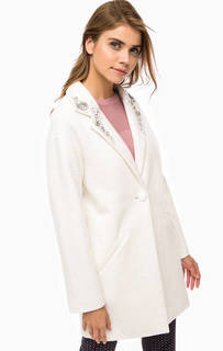 Белое демисезонное пальто с декором Silvian Heach