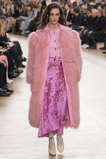Шуба из длинного меха Nina Ricci