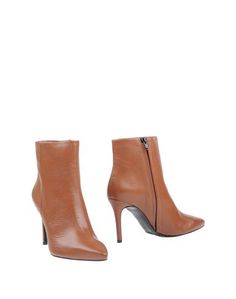 Полусапоги и высокие ботинки Casanovas