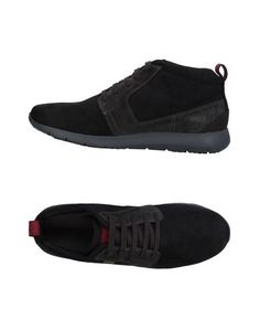 Низкие кеды и кроссовки Geox