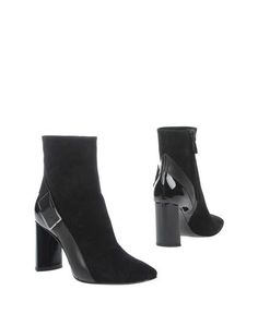 Полусапоги и высокие ботинки Casadei