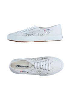 Низкие кеды и кроссовки Superga