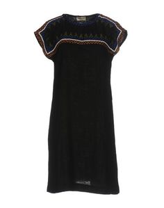 Короткое платье MomonÍ