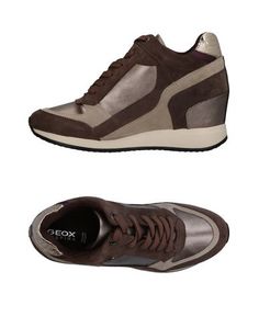 Низкие кеды и кроссовки Geox