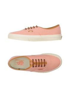 Низкие кеды и кроссовки Vans