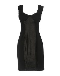 Короткое платье Guess