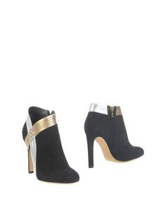 Полусапоги и высокие ботинки Salvatore Ferragamo