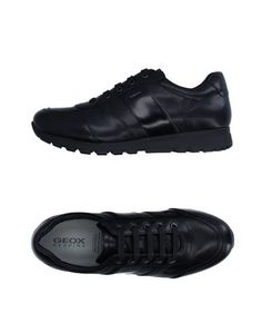 Низкие кеды и кроссовки Geox