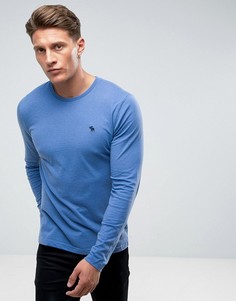 Синий узкий лонгслив с круглым вырезом и логотипом Abercrombie &amp; Fitch - Синий