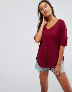 Свободная футболка в рубчик ASOS - Красный