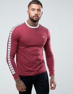 Бордовый лонгслив узкого кроя с отделкой лентой Fred Perry Sports Authentic - Красный