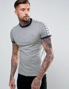 Серая футболка узкого кроя с лентой на рукавах Fred Perry Sports Authentic - Серый