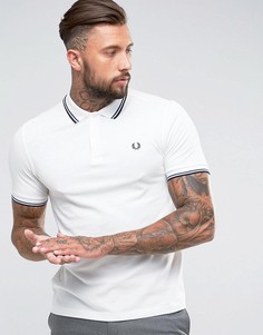 Поло белого цвета приталенного кроя с 2-цветной окантовкой Fred Perry - Белый