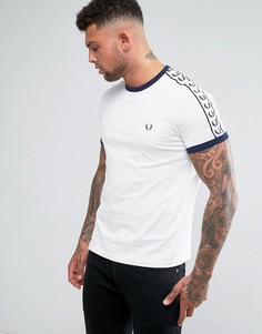 Белая футболка узкого кроя с лентой на рукавах Fred Perry Sports Authentic - Белый