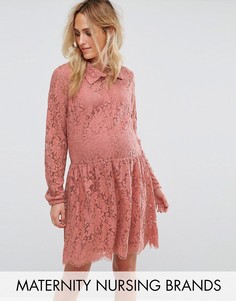 Кружевное короткое приталенное платье Mamalicious - Розовый Mama.Licious