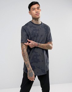 Длинная футболка с камуфляжным принтом ASOS - Зеленый