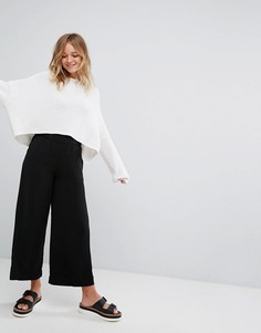 Укороченные брюки Monki - Черный