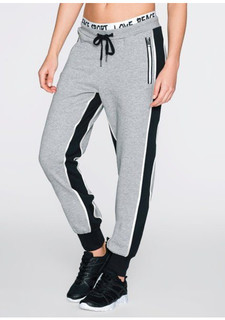 Спортивные брюки