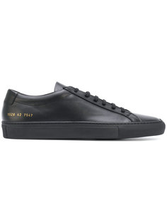 кроссовки на шнуровке Common Projects