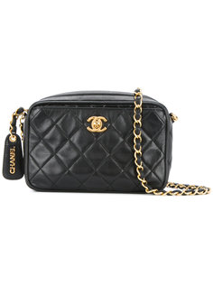 turn-lock logo charm bag Chanel Vintage