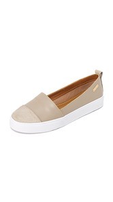 KAANAS Patagonia Slip On Sneakers