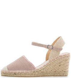 Босоножки на плетеной танкетке S.Oliver