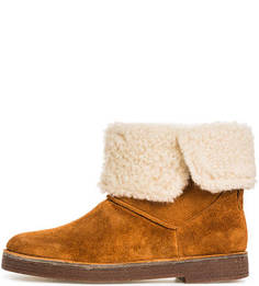 Коричневые замшевые полусапоги Clarks