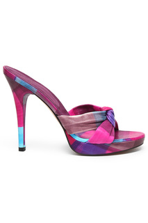Сабо Stuart Weitzman