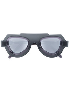 stylized sunglasses Kuboraum