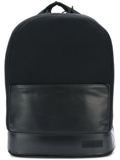 рюкзак с нашивками Eastpak