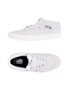 Низкие кеды и кроссовки Vans