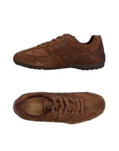 Низкие кеды и кроссовки Geox