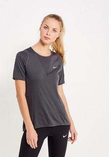 Футболка спортивная Nike