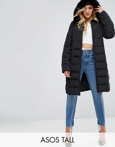 Длинная дутая куртка с отделкой из искусственного меха на капюшоне ASOS TALL - Черный