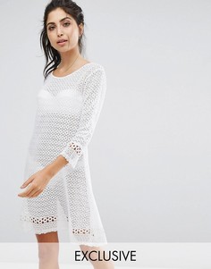 Пляжное платье кроше с рукавами клеш Akasa - Белый