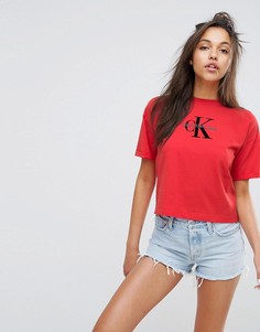 Топ с высоким воротом и логотипом с набивкой флок Calvin Klein - Красный