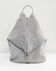 Замшевый рюкзак с карабинным замком ASOS - Серый