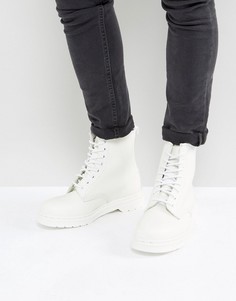 Черно-белые ботинки с 8 парами люверсов Dr Martens1460 - Белый
