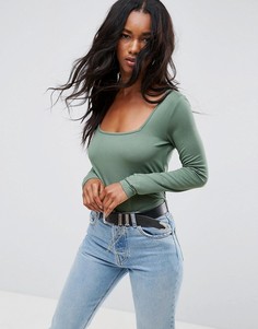 Футболка с квадратным вырезом и длинными рукавами ASOS - Зеленый